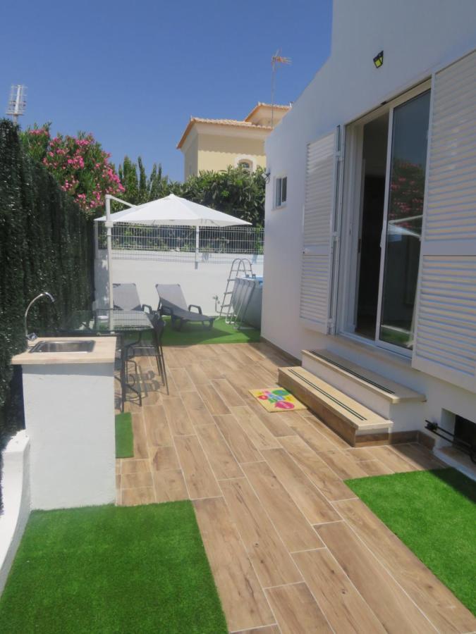 Moradia Geminada V2- Piscina Privada Villa Quarteira Exterior photo